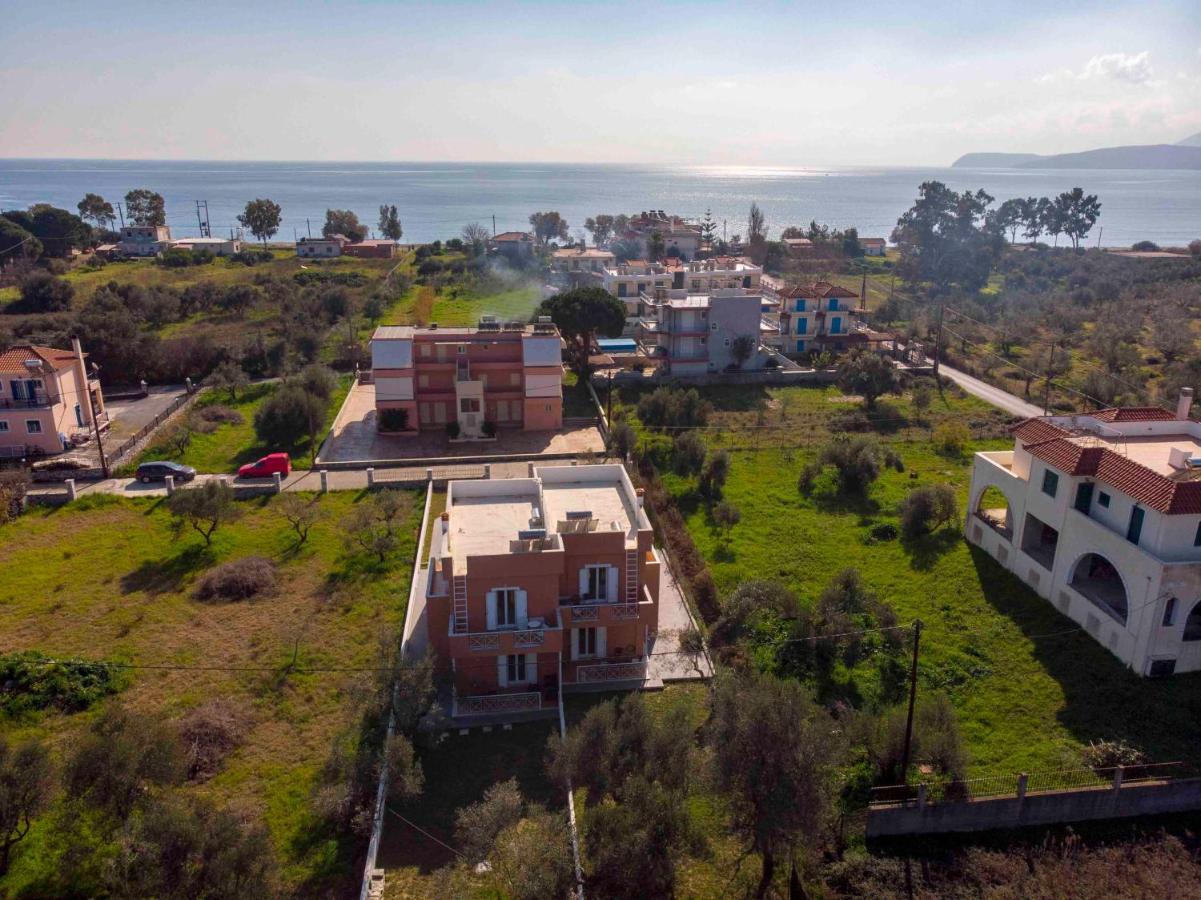 Laconian Collection Mavrovouni Beach House Githio Exterior foto