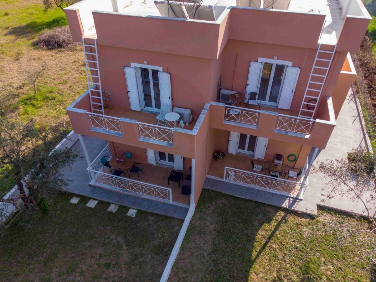 Laconian Collection Mavrovouni Beach House Githio Exterior foto
